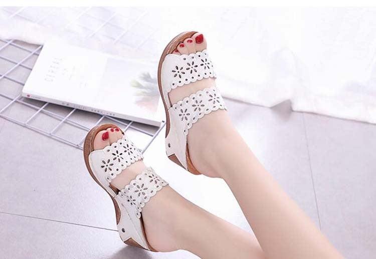 Women’s Leather Flat Sandals Vintage Casual Beach Slides