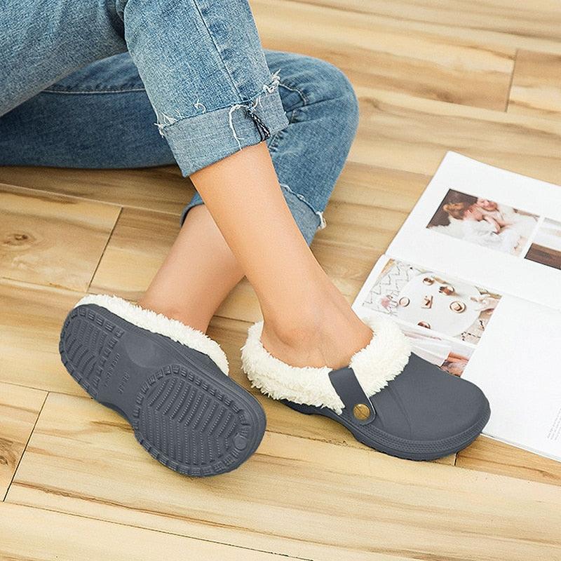 Unisex Waterproof Plush Lined Clogs - Warm Indoor Winter Slippers
