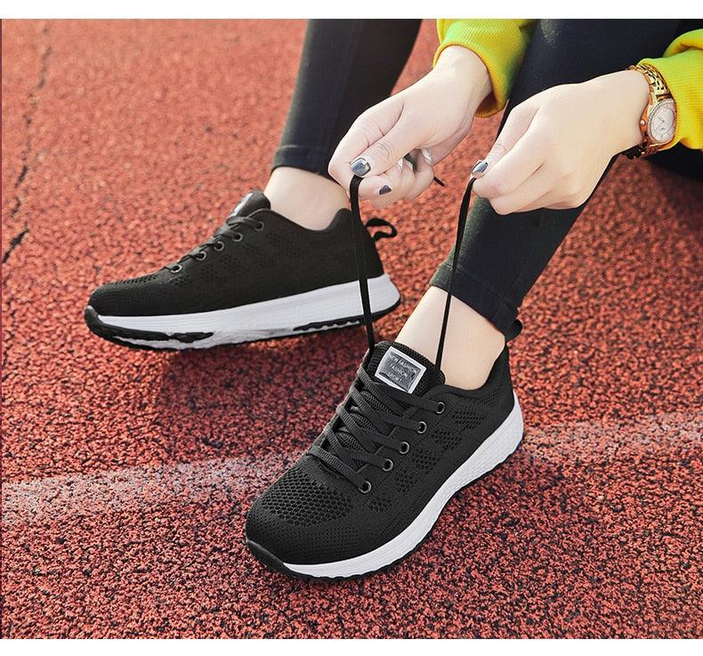 Women Breathable Mesh Walking Sneakers Lightweight Lace Up Flats