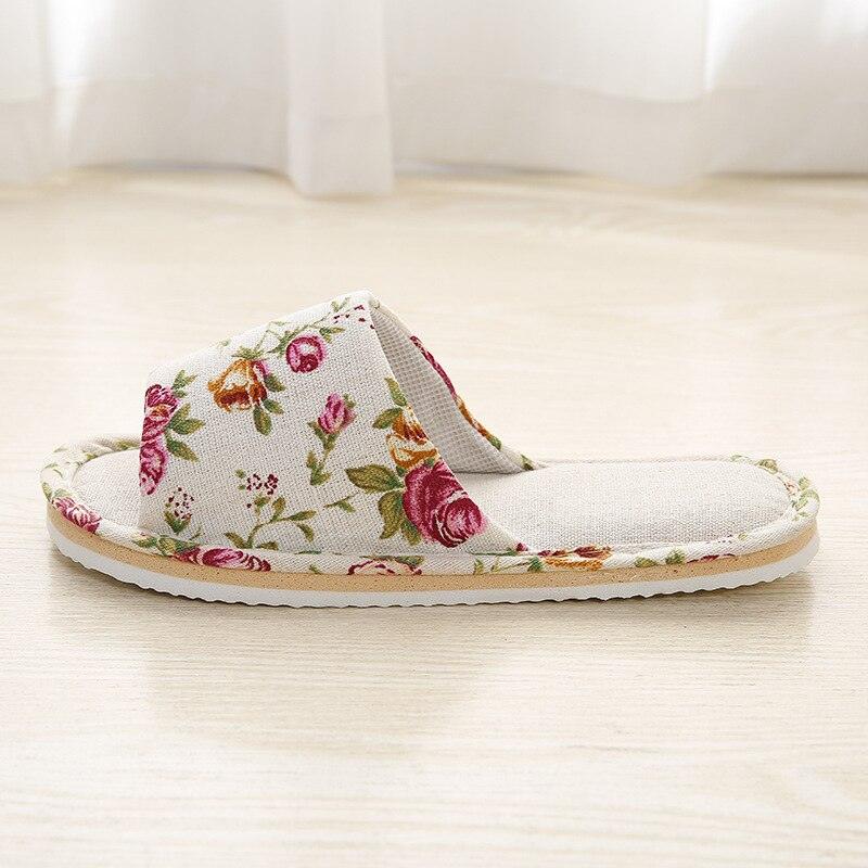 Women’s Floral Linen Indoor Slippers – Breathable Memory Foam Slides