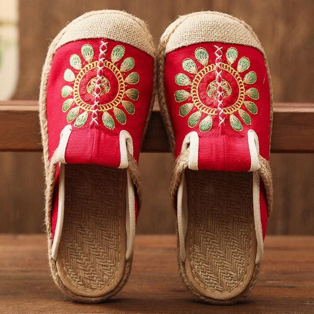 Women’s Handmade Embroidered Linen Mules Retro Flat Espadrilles
