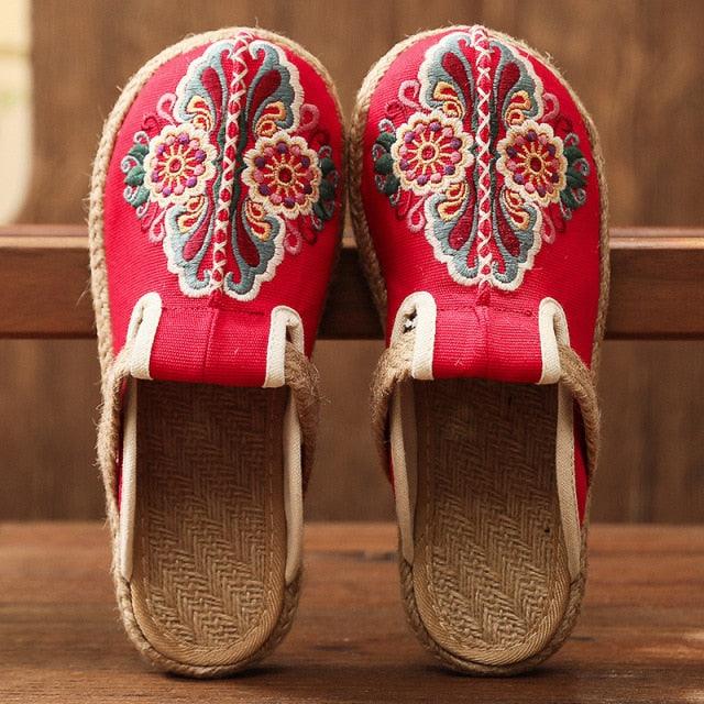 Women’s Handmade Embroidered Linen Mules Retro Flat Espadrilles
