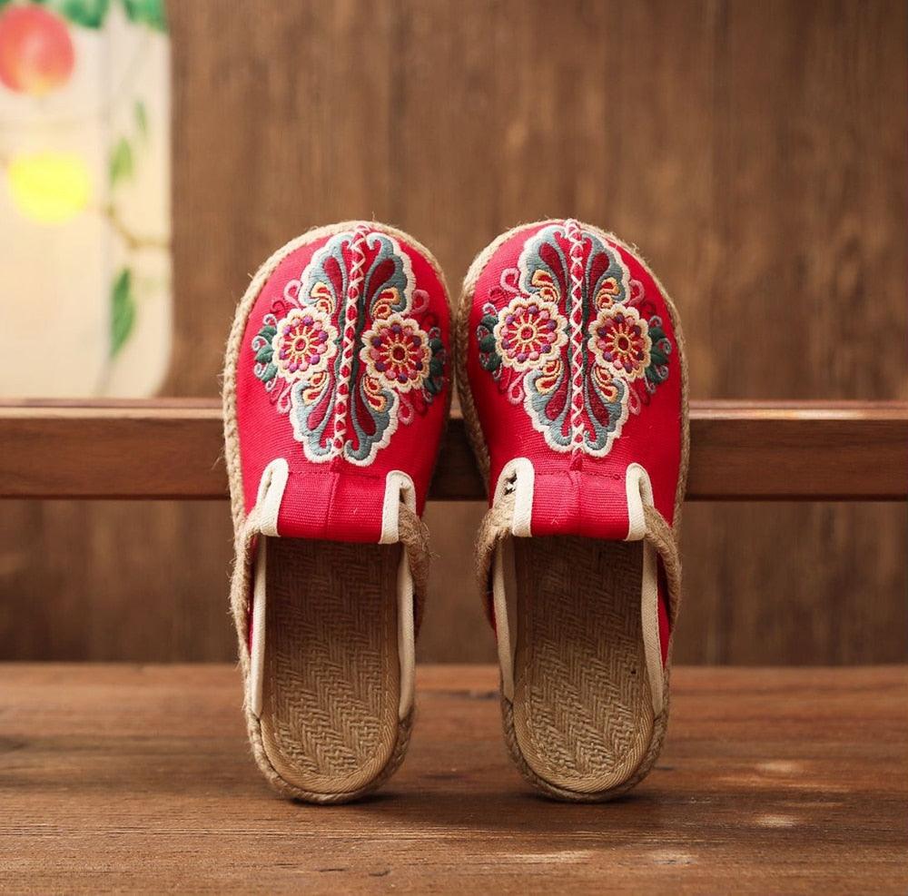 Women’s Handmade Embroidered Linen Mules Retro Flat Espadrilles