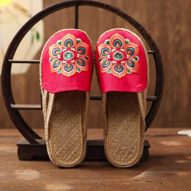 Women’s Handmade Embroidered Linen Mules Retro Flat Espadrilles