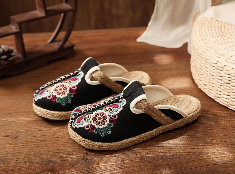 Women’s Handmade Embroidered Linen Mules Retro Flat Espadrilles
