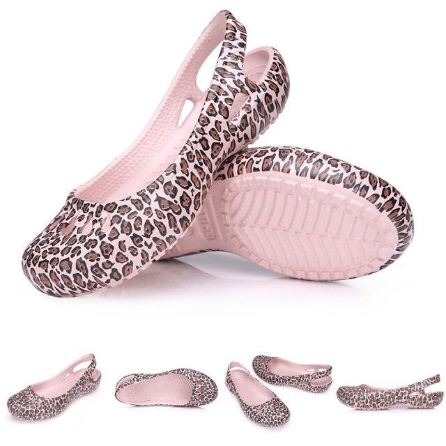 Women’s Lightweight Waterproof Clogs Non-Slip Casual Garden Shoes