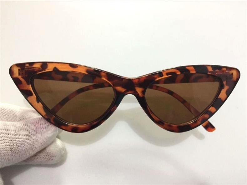 Black Cat Eye Sunglasses - Vintage Retro Style Shades