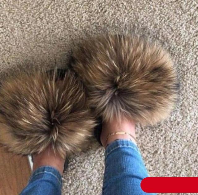 Women’s Faux Fur Slides, Glamorous Fluffy Open Toe House Sandals