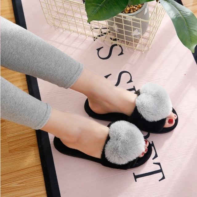 Women's Fluffy Heart Pattern Memory Foam Slippers - Non-Slip Sole