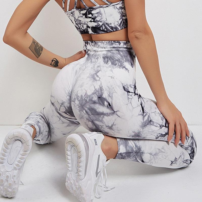 High waisted lifting leggings with seamless pattern in black, pink, or yellow white colorways