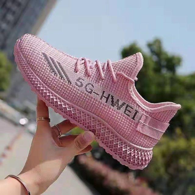 Women's Breathable Mesh Slip-On Walking Sneakers Lightweight Shoes