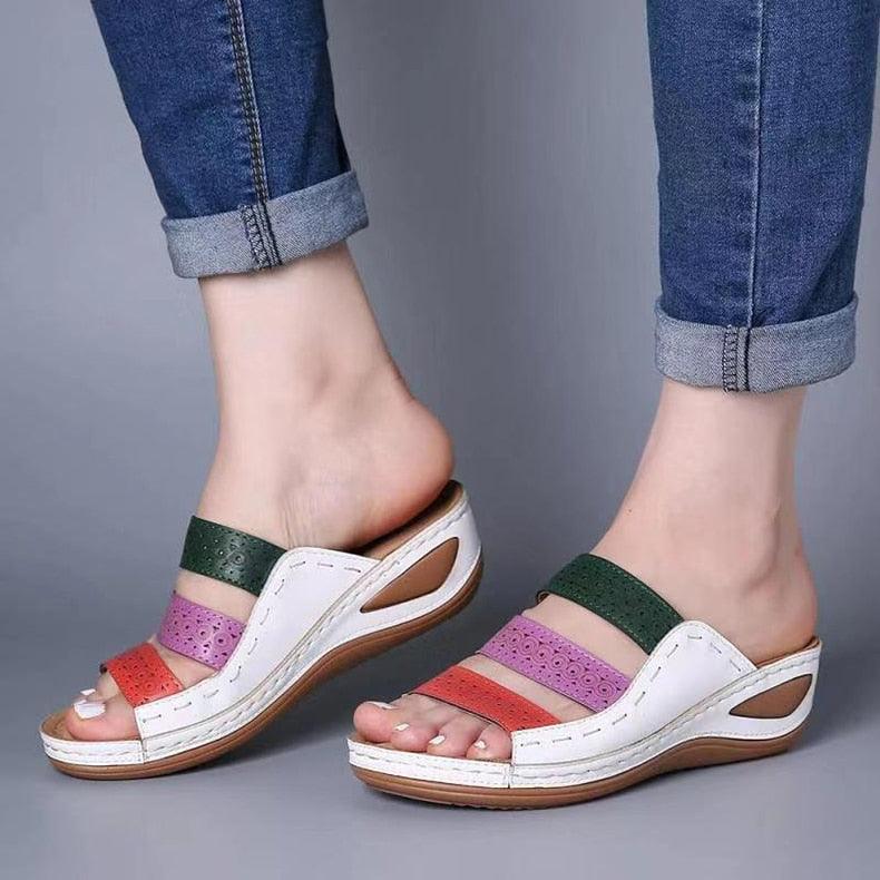 Women’s Vintage Leather Low Heel Casual Summer Slip-On Sandals