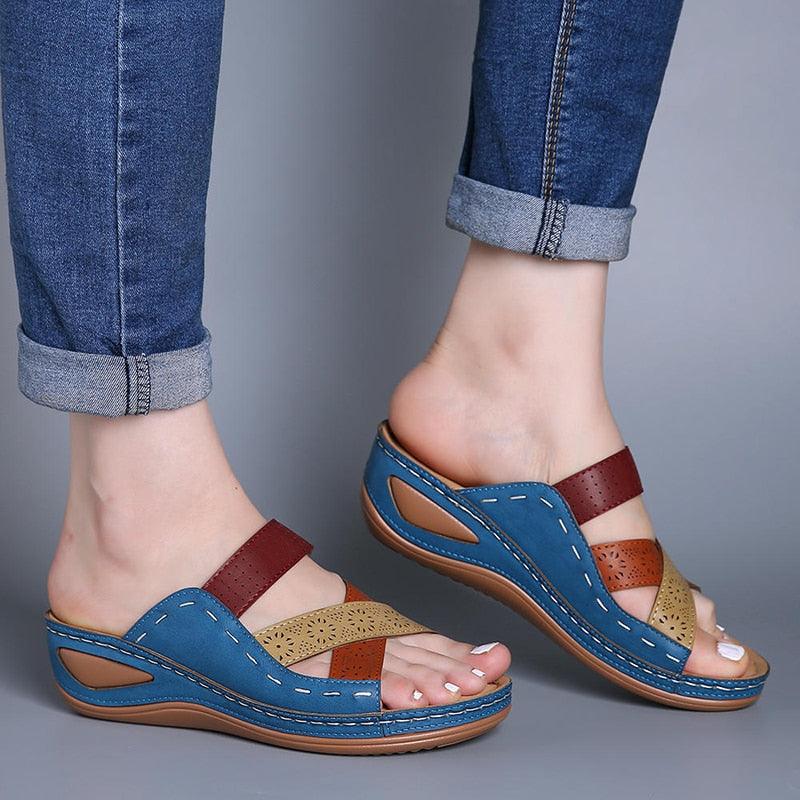 Women’s Vintage Leather Low Heel Casual Summer Slip-On Sandals