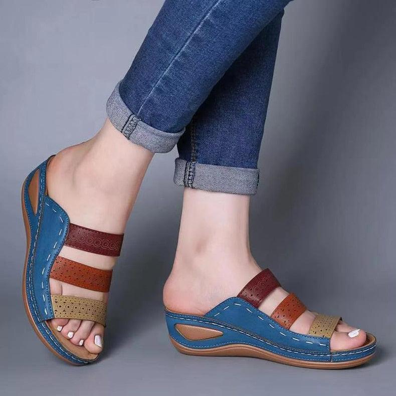 Women’s Vintage Leather Low Heel Casual Summer Slip-On Sandals