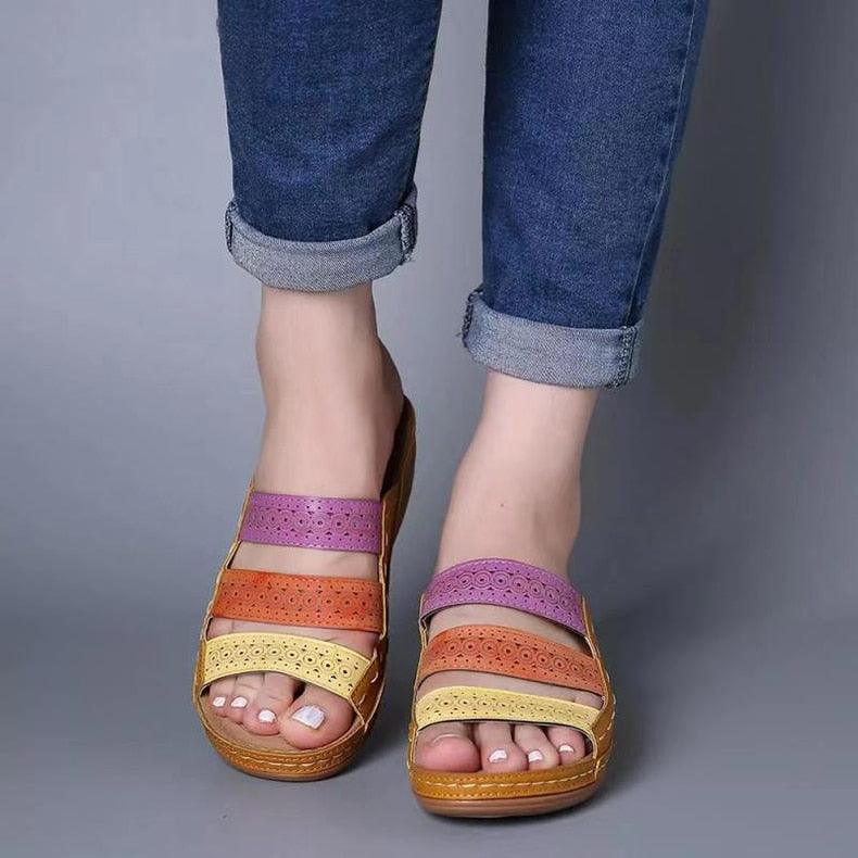 Women’s Vintage Leather Low Heel Casual Summer Slip-On Sandals