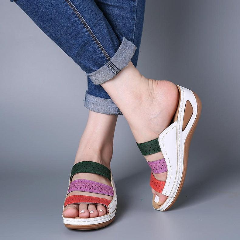 Women’s Vintage Leather Low Heel Casual Summer Slip-On Sandals