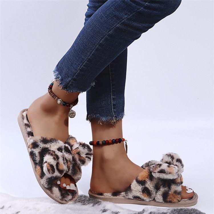 Leopard Print Faux Fur Flip Flop Slippers with Bow Decoration
