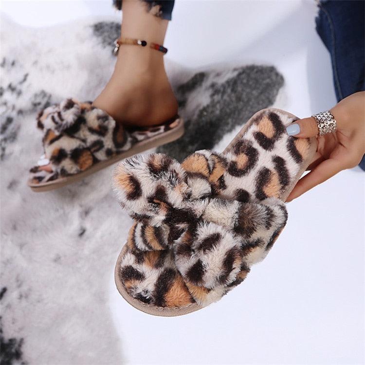 Leopard Print Faux Fur Flip Flop Slippers with Bow Decoration