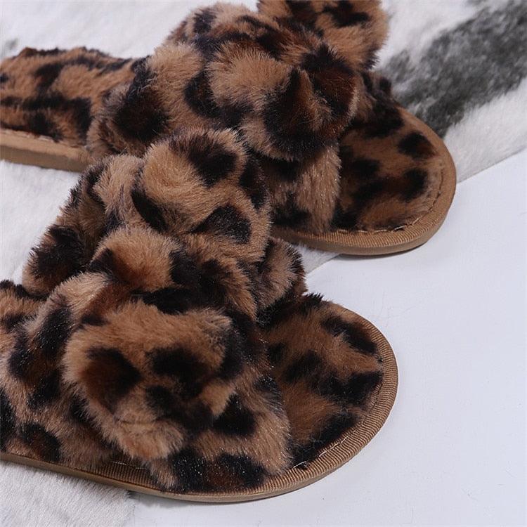 Leopard Print Faux Fur Flip Flop Slippers with Bow Decoration