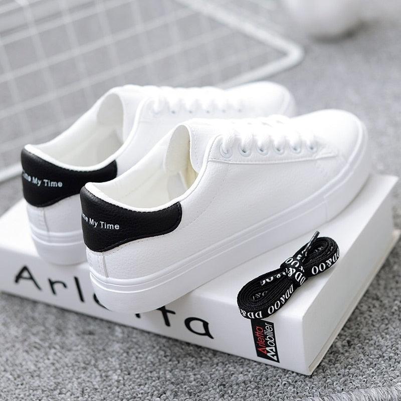 Women's Leather Platform White Sneakers Casual Lace-Up Flats