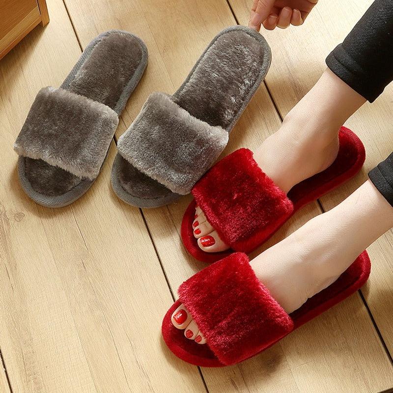 Plush Heart Slippers for Women & Girls - Soft Indoor House Shoes