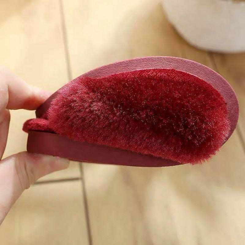 Plush Heart Slippers for Women & Girls - Soft Indoor House Shoes