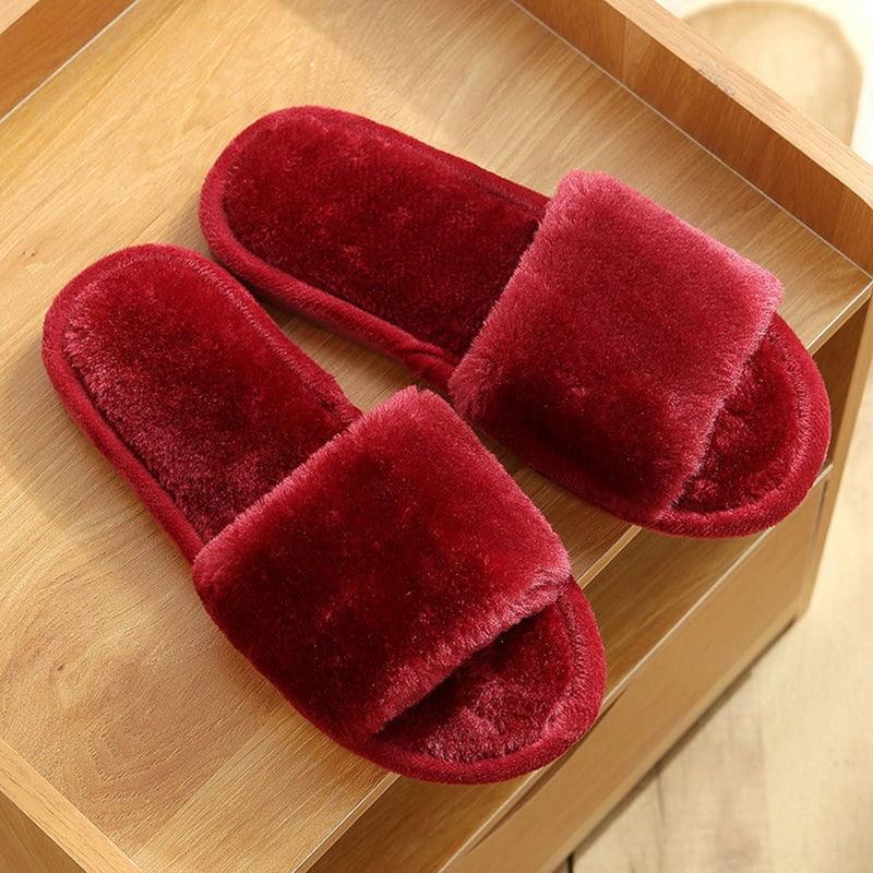 Plush indoor house slippers for women and girls with embroidered heart details and soft lining