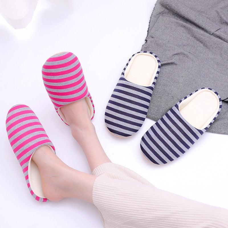 Women's Cat Face Furry Slippers – Soft Plush Warm House Shoes