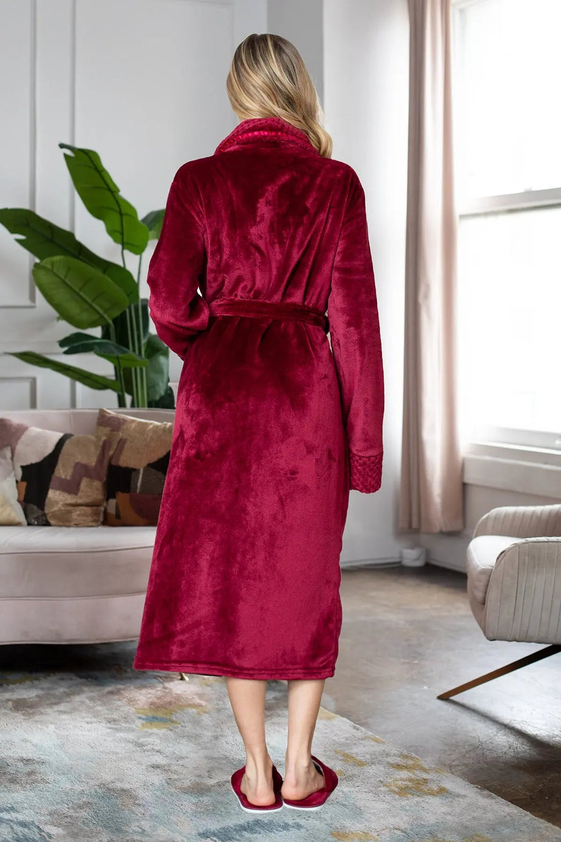 Women's Ultra Soft Plush Bathrobe - Cozy Loungewear Spa Robe - Image 5