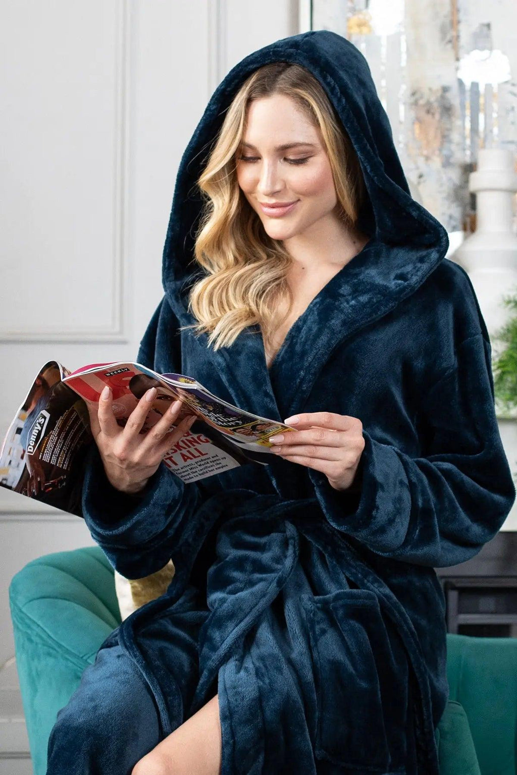 Women’s Plush Hooded Robe – Soft Spa-Worthy Loungewear - Image 18