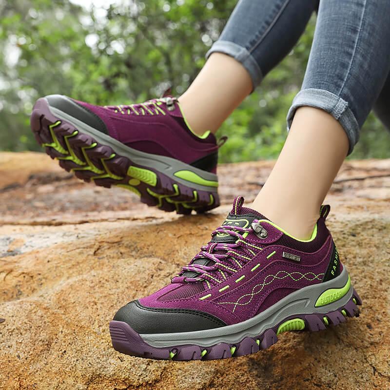 Women's Leather Hiking Boots, Anti-Slip Ankle Shoes for Winter