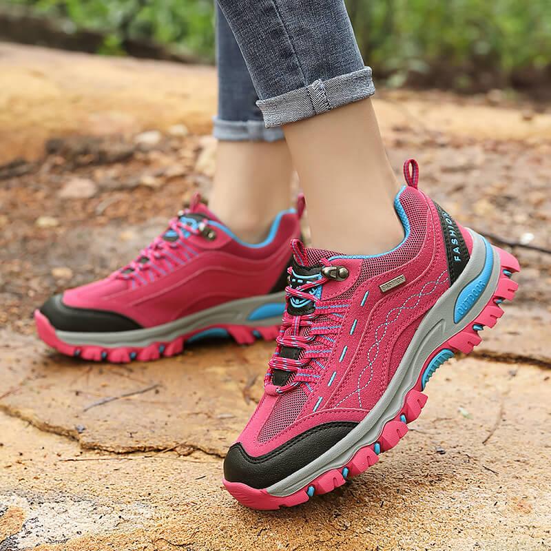Women's Leather Hiking Boots, Anti-Slip Ankle Shoes for Winter