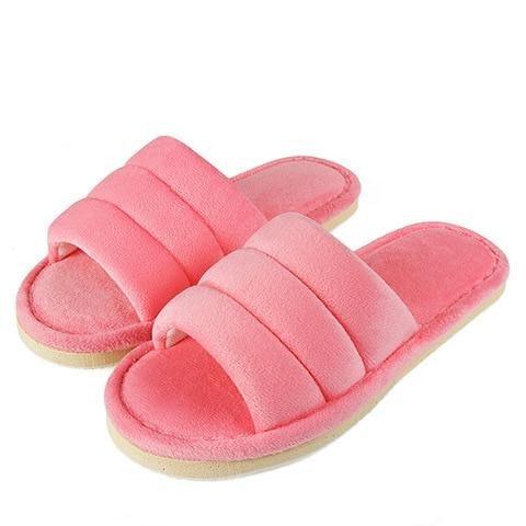 Women’s Plush Faux Fur Slippers with Memory Foam & Soft EVA Sole