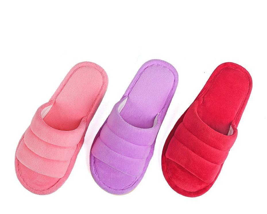 Women’s Plush Faux Fur Slippers with Memory Foam & Soft EVA Sole