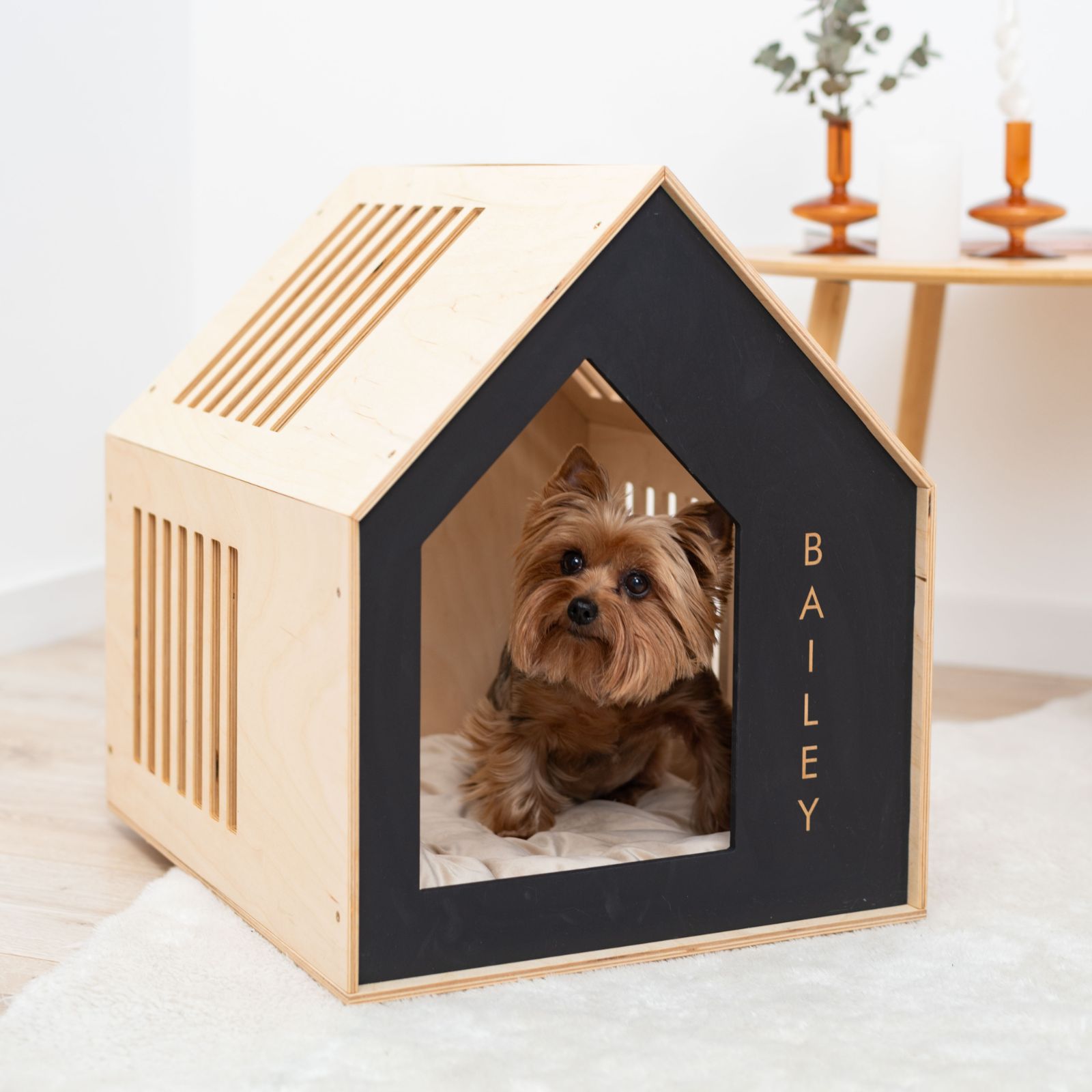 Durable Booth-Style Wooden Dog House in Classic Black