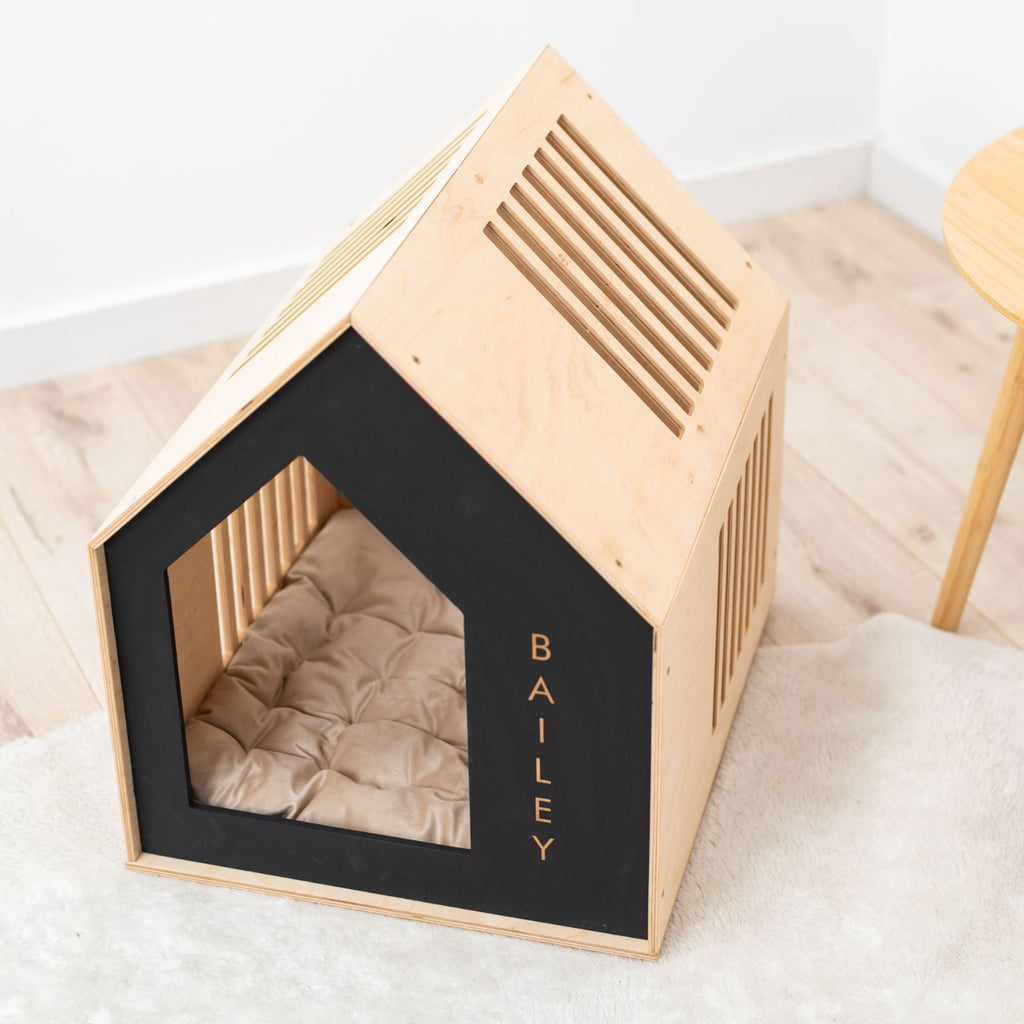 Durable Booth-Style Wooden Dog House in Classic Black