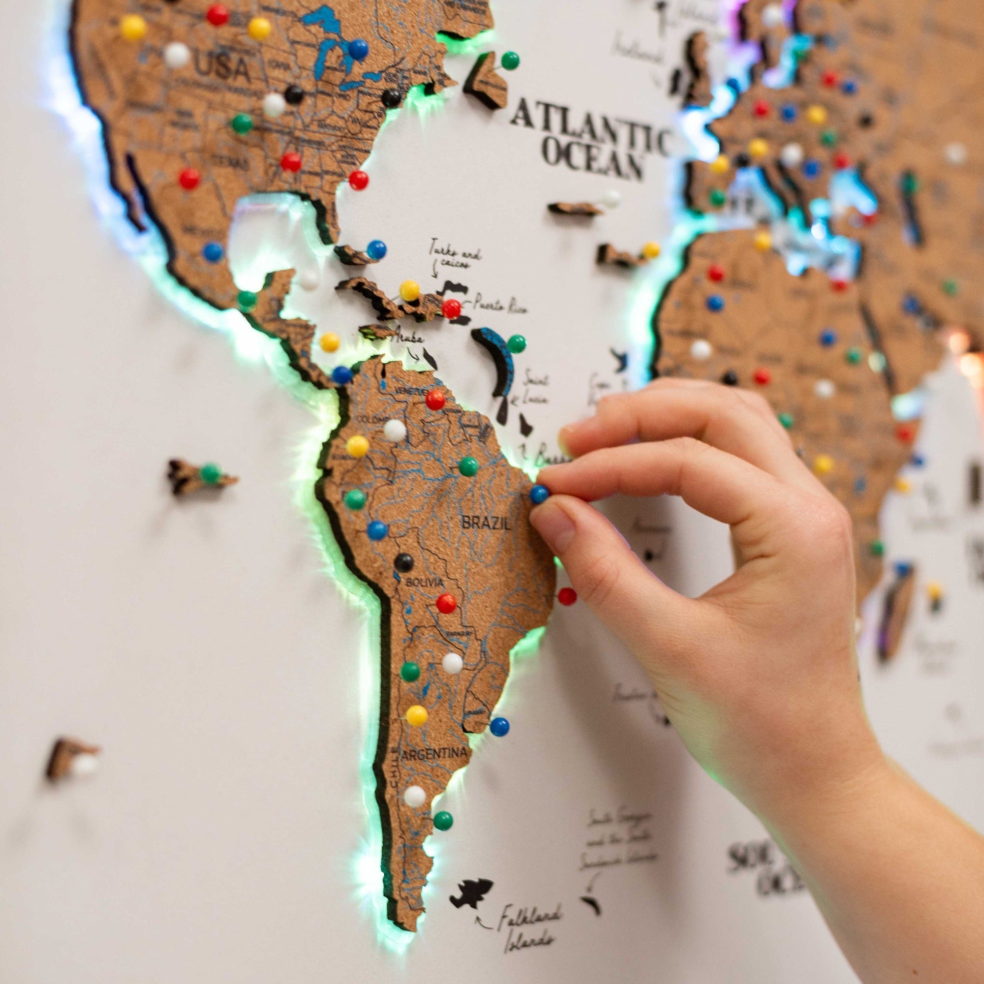 Map on Board LED 2.0 Cork Illuminated World Map Wall Decor