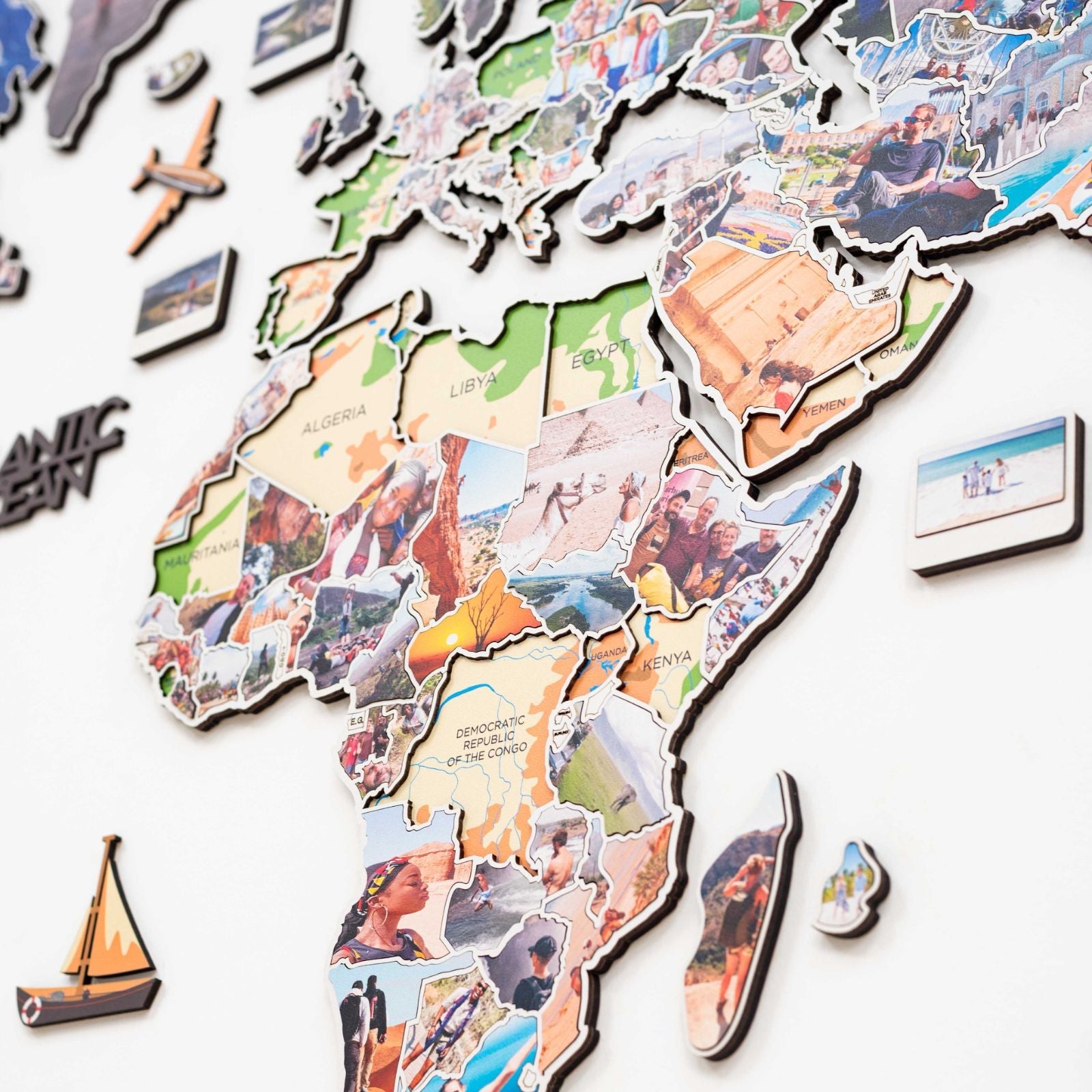 World Photo Map Physical Edition for Global Travel Memories