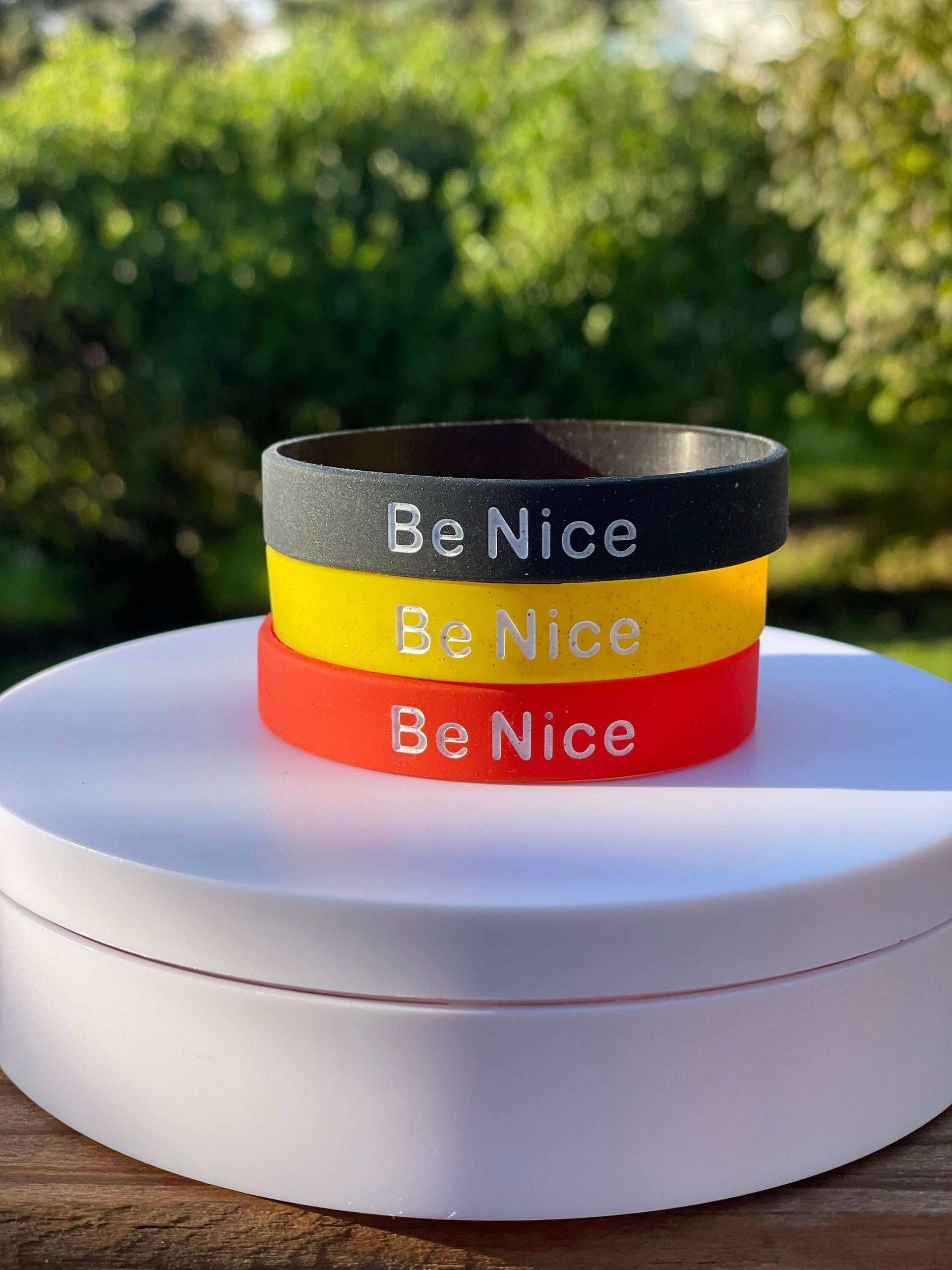 Be Nice Wristband – Silicone Kindness Bracelet with Positive Message Gift