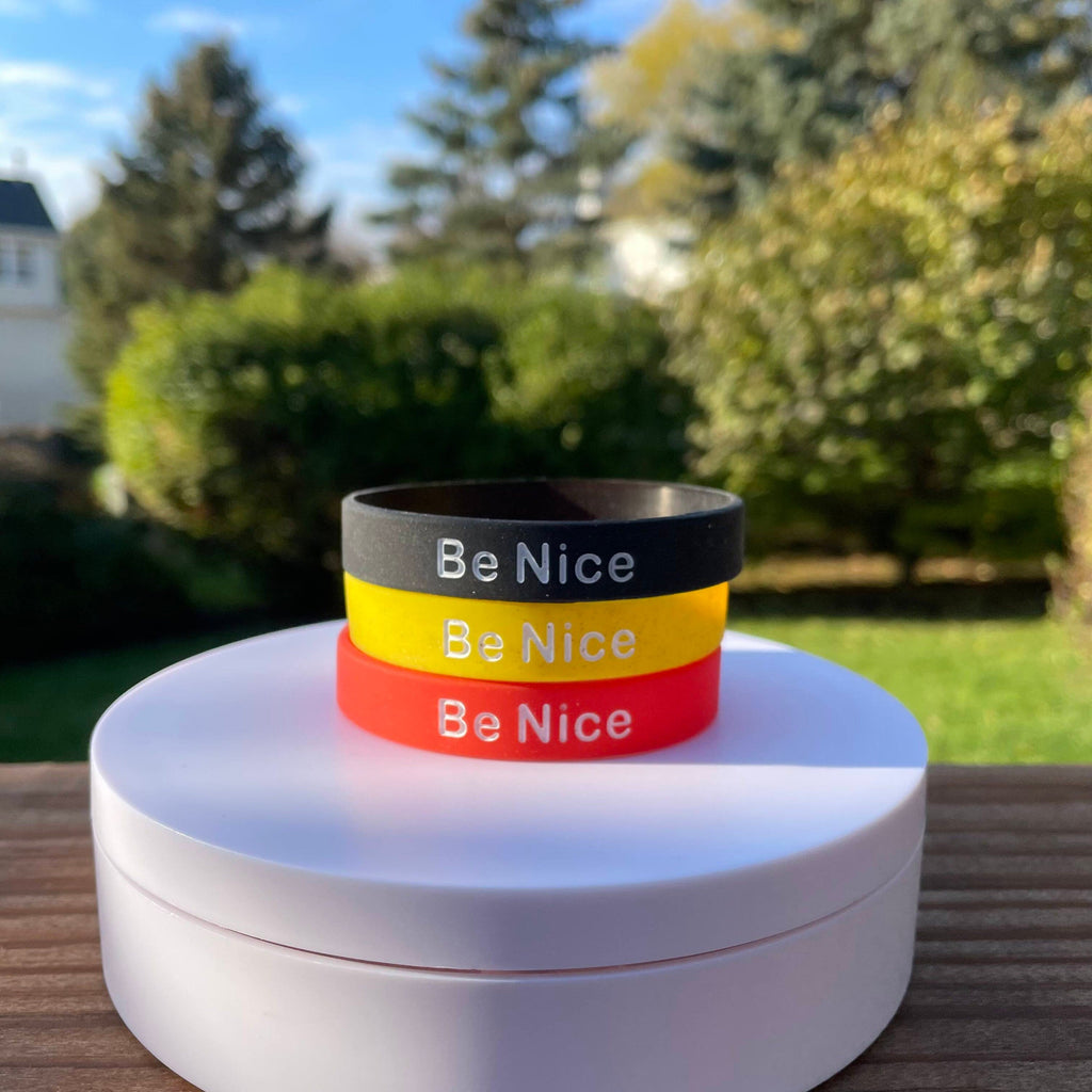 Be Nice Wristband – Silicone Kindness Bracelet with Positive Message Gift
