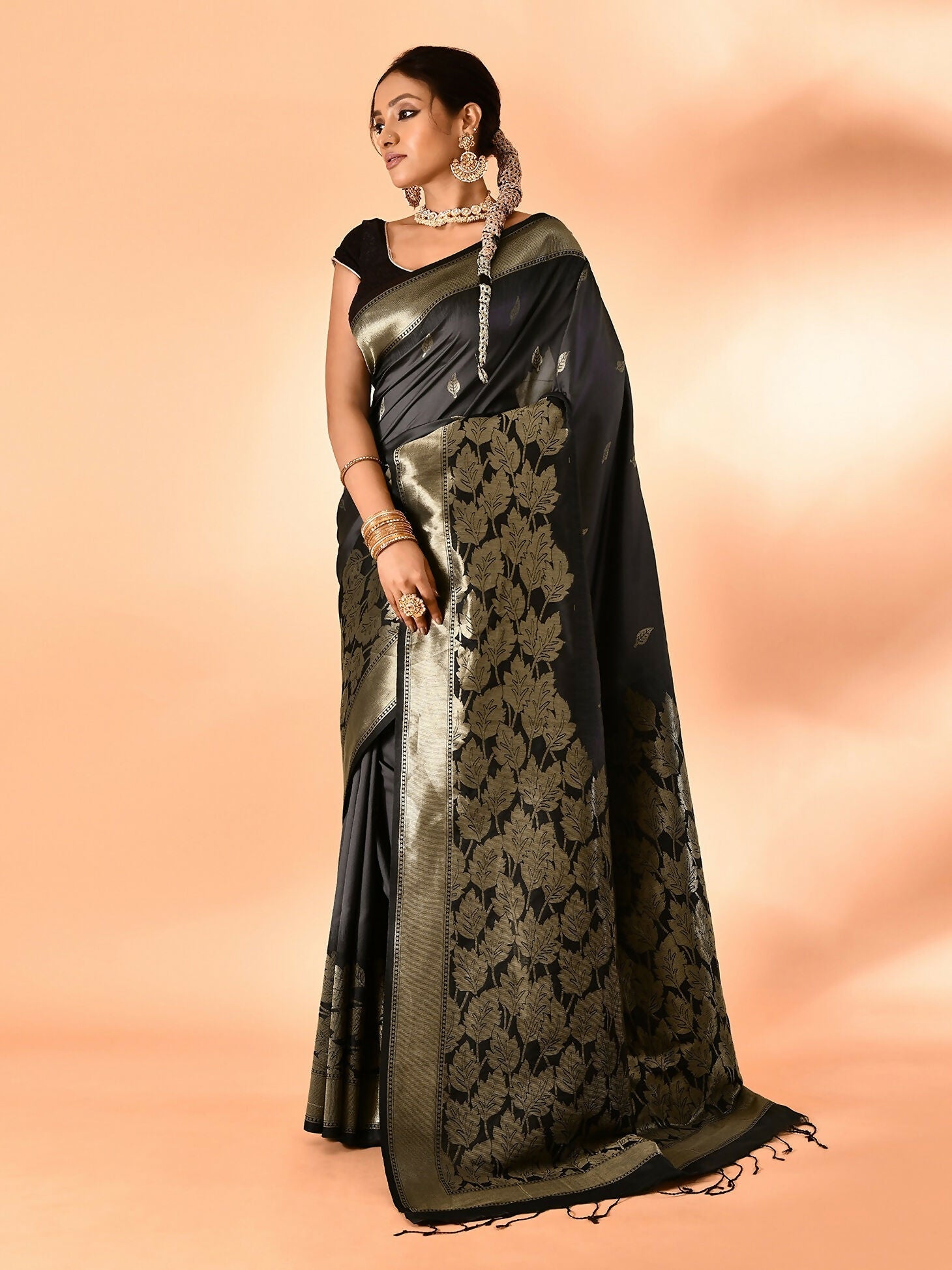 Grey & Black Plain Banarasi Silk Saree with Weaving Border