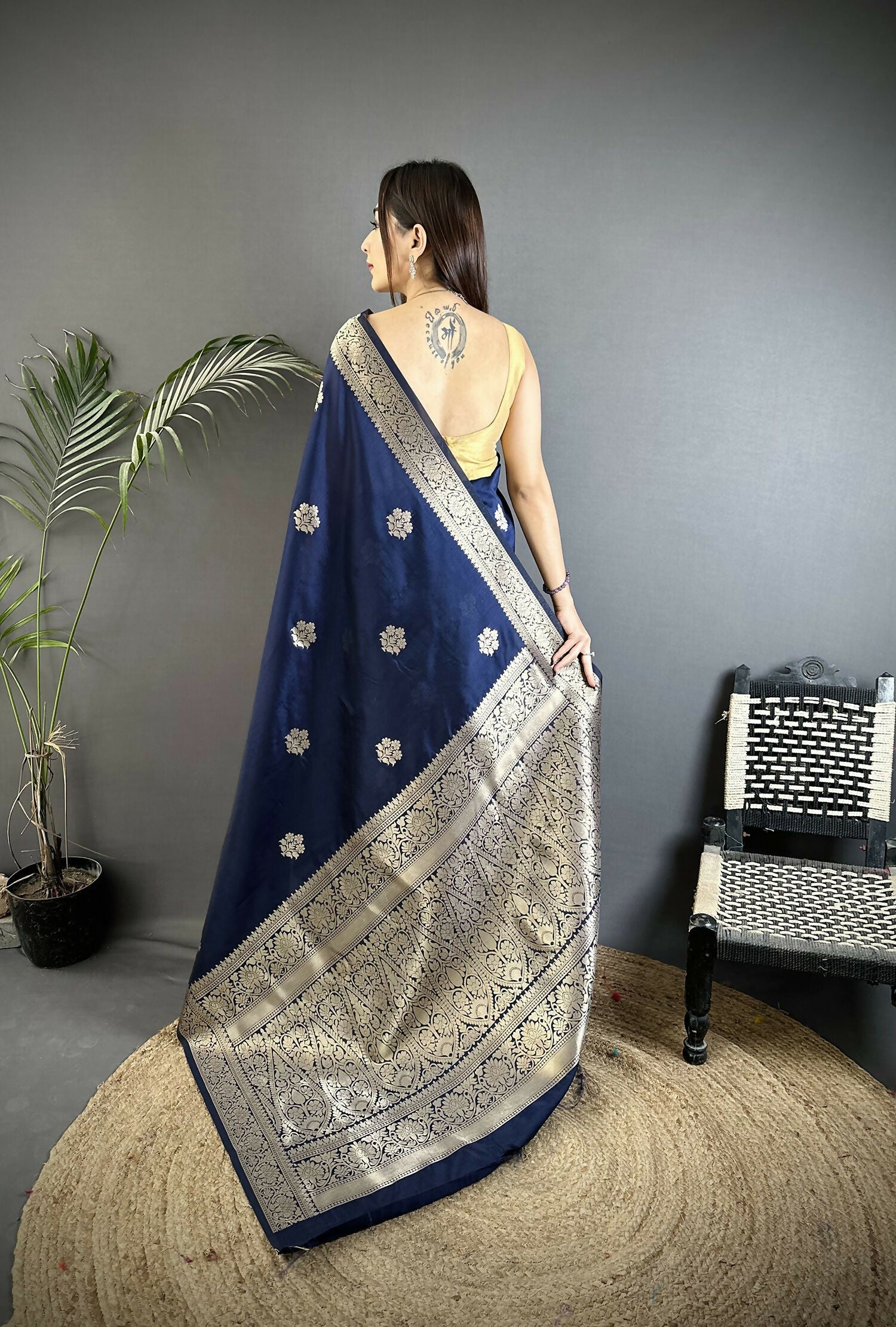 Navy Blue Floral Jacquard Woven Cotton Silk Banarasi Saree