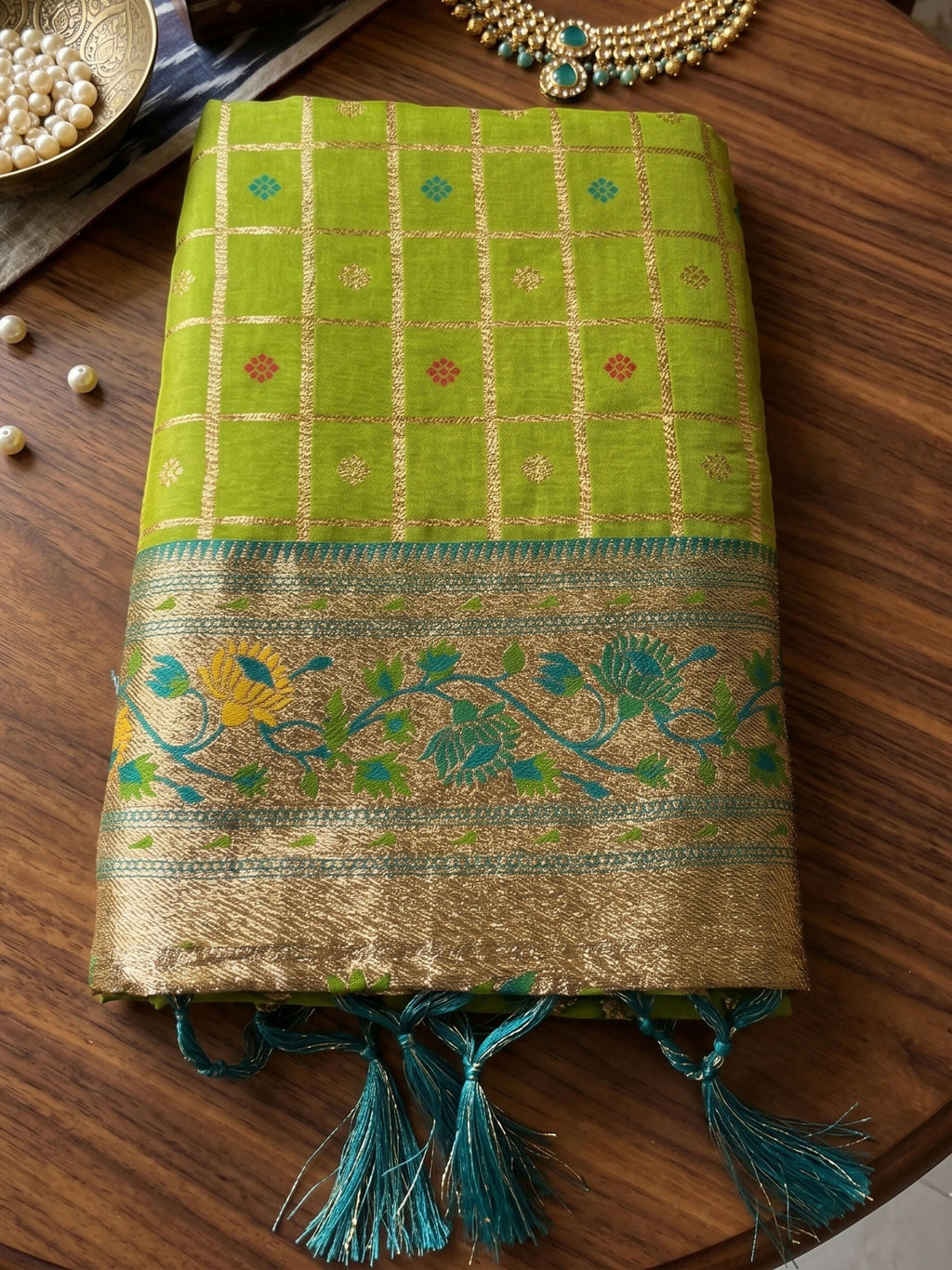 Green Banarasi Silk Blend Traditional Saree with Matching Blouse
