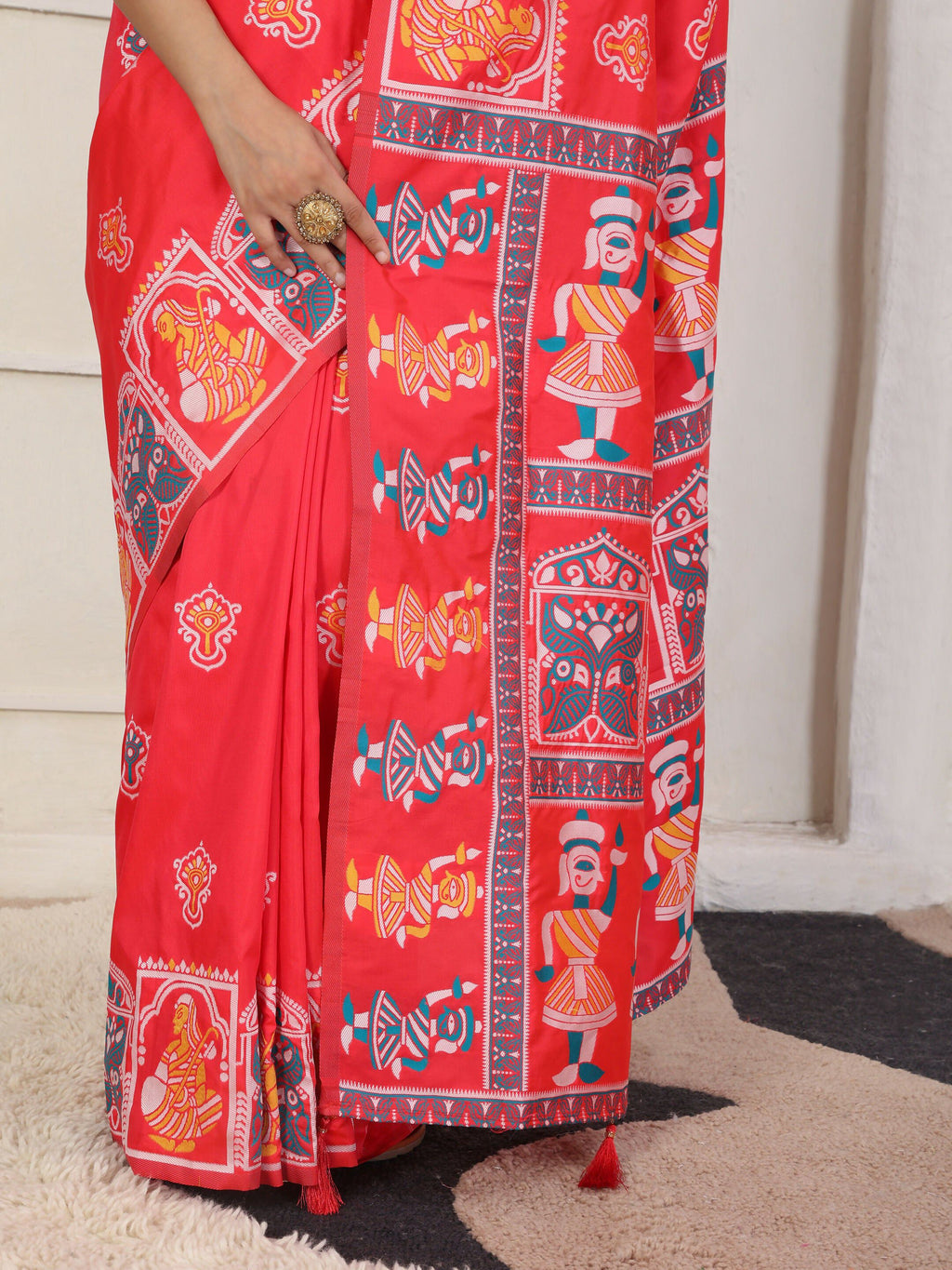 Red Silk Blend Saree with Matching Blouse Piece