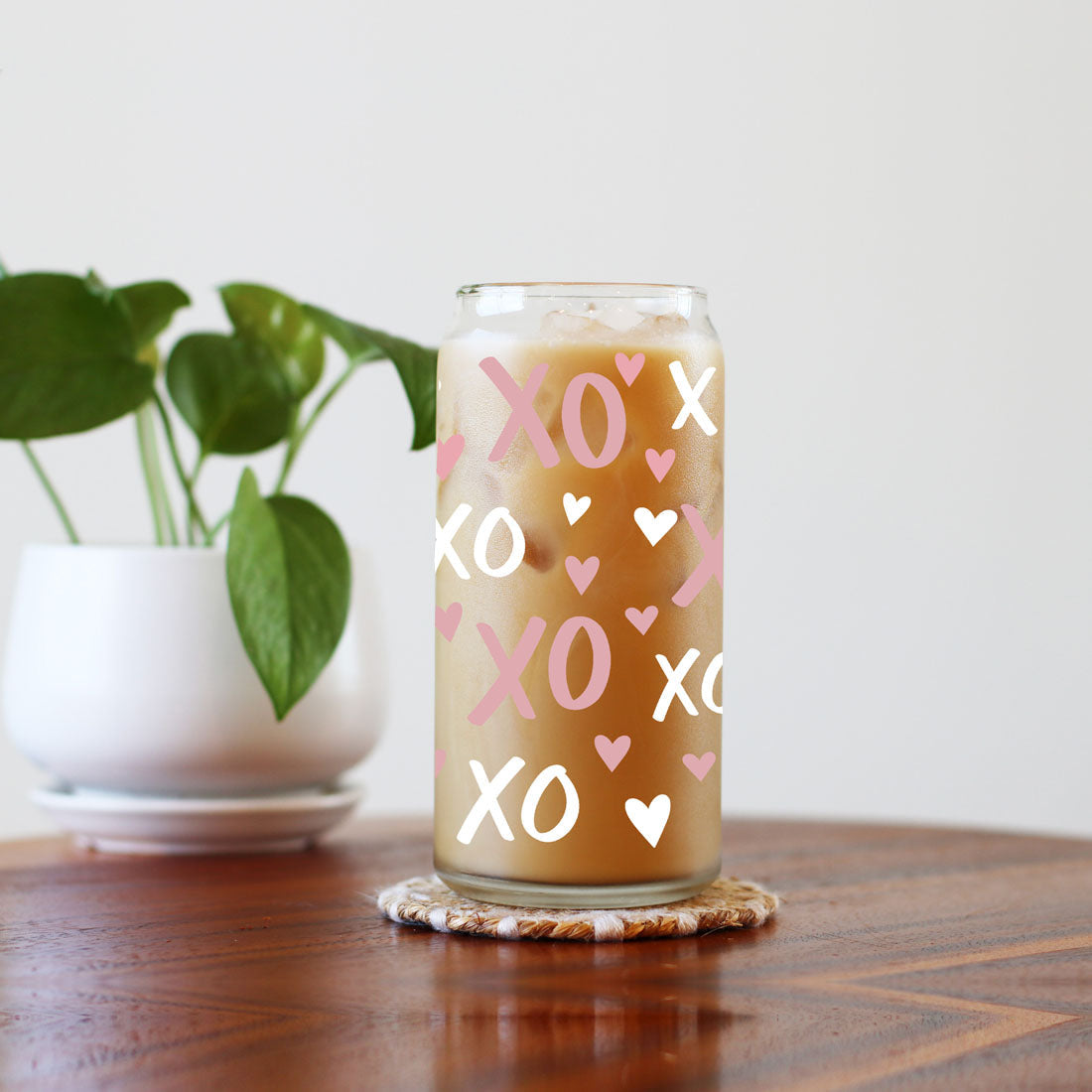XOXO Glass Can Cup 20oz with Bamboo Lid and Glass Straw - Image 19
