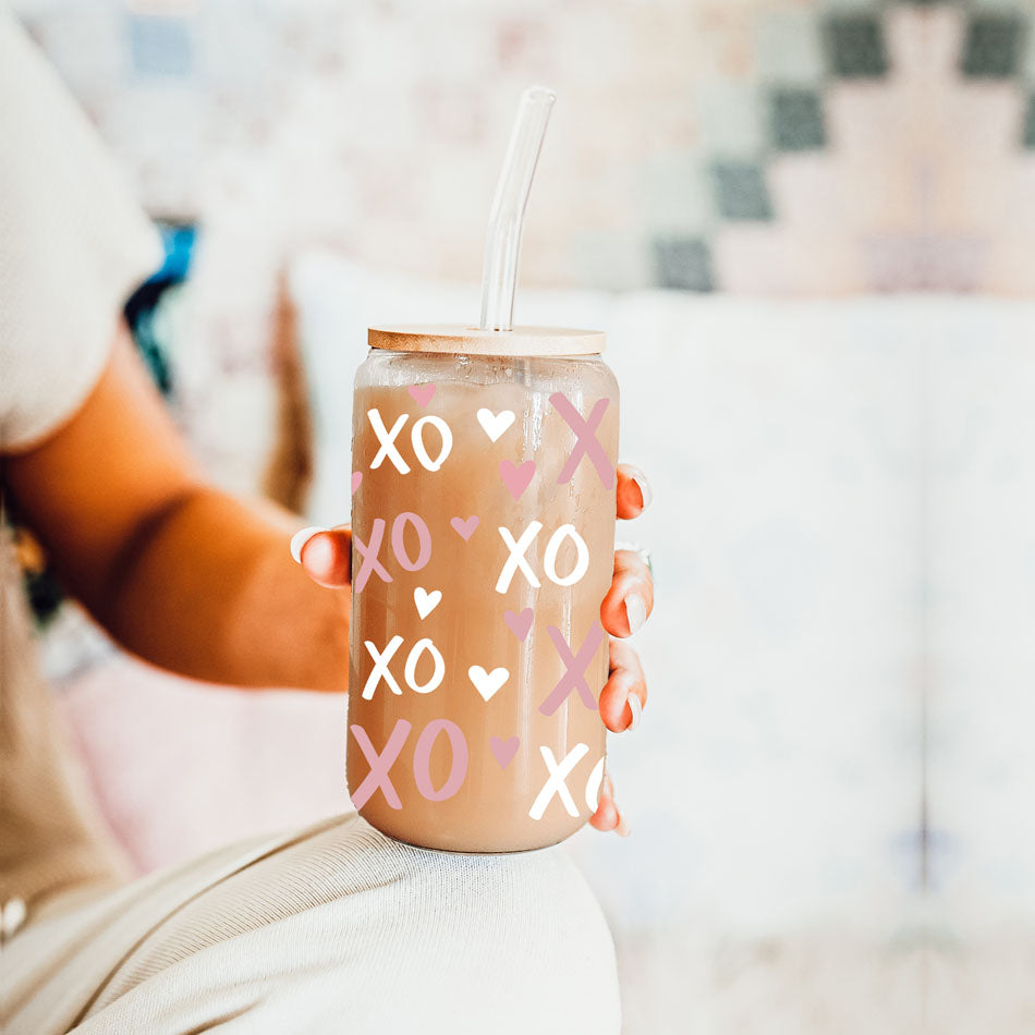 XOXO Glass Can Cup 20oz with Bamboo Lid and Glass Straw - Image 16