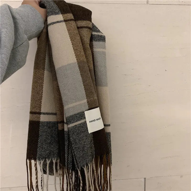 Women's Retro Plaid Tassel Scarf for Warm Winter Style - Image 5