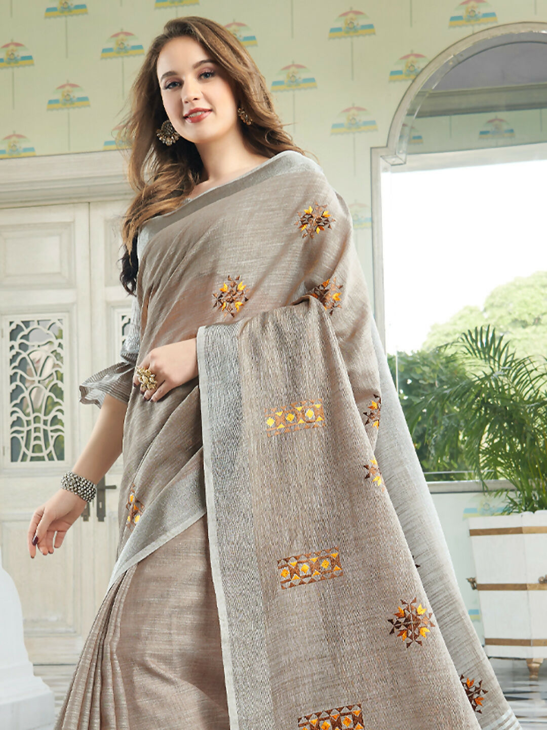 Light Beige Linen Saree with Matching Blouse Piece