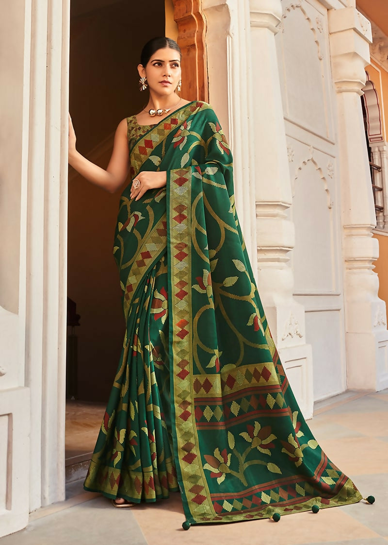 Green silk blend saree with intricate printed pattern