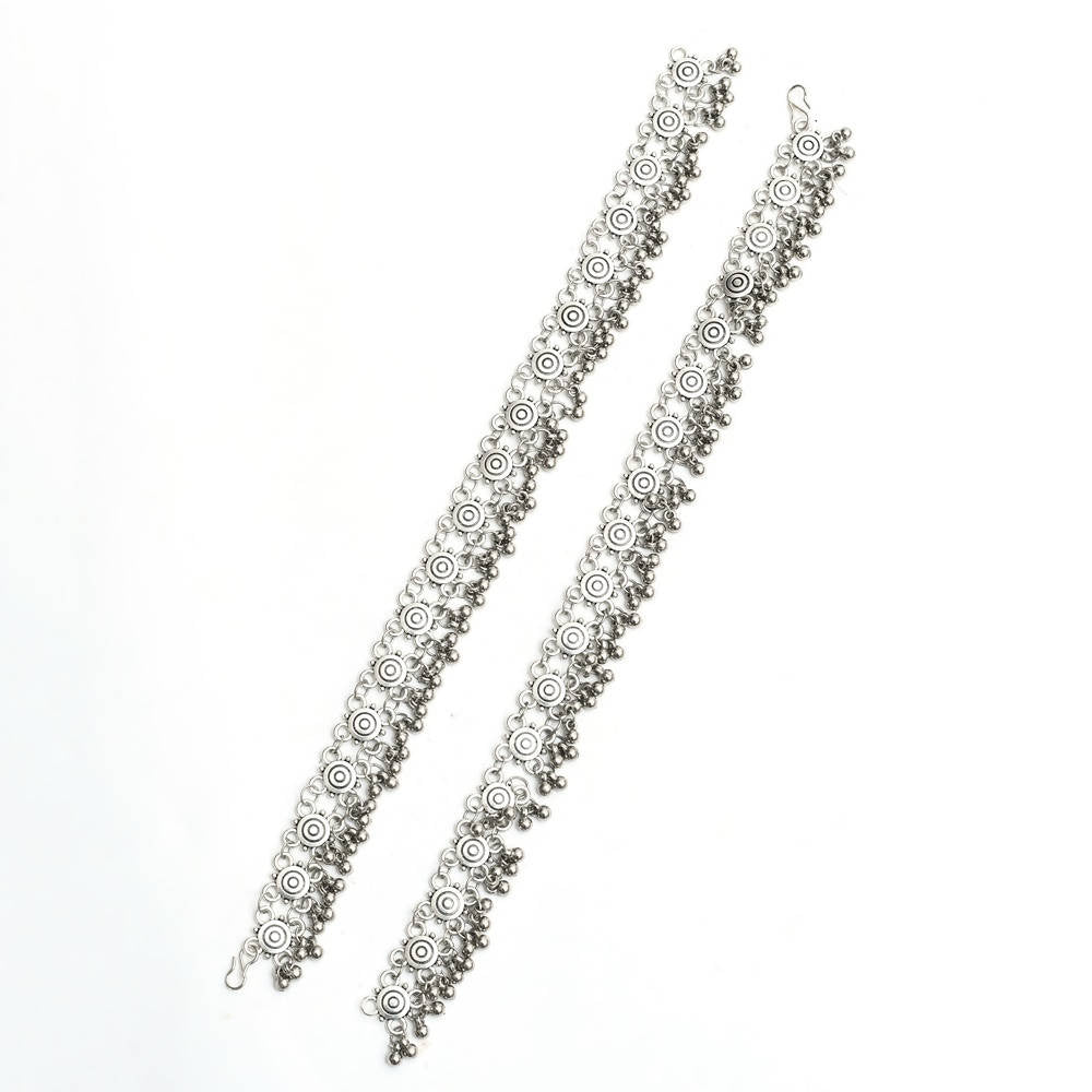 Intricately crafted oxidized silver bridal anklets for traditional wedding ceremonies.